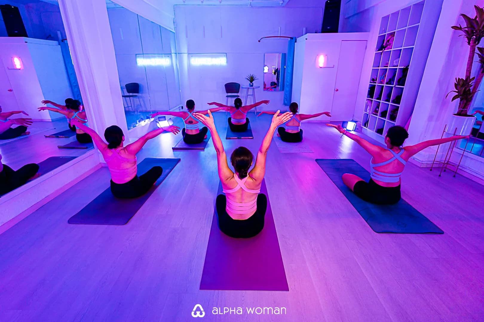 Clase de yoga Alpha Woman